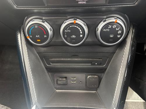 Mazda MAZDA2 Photo b40bda19-1561-4dd0-a0e4-03a815615a49.JPG