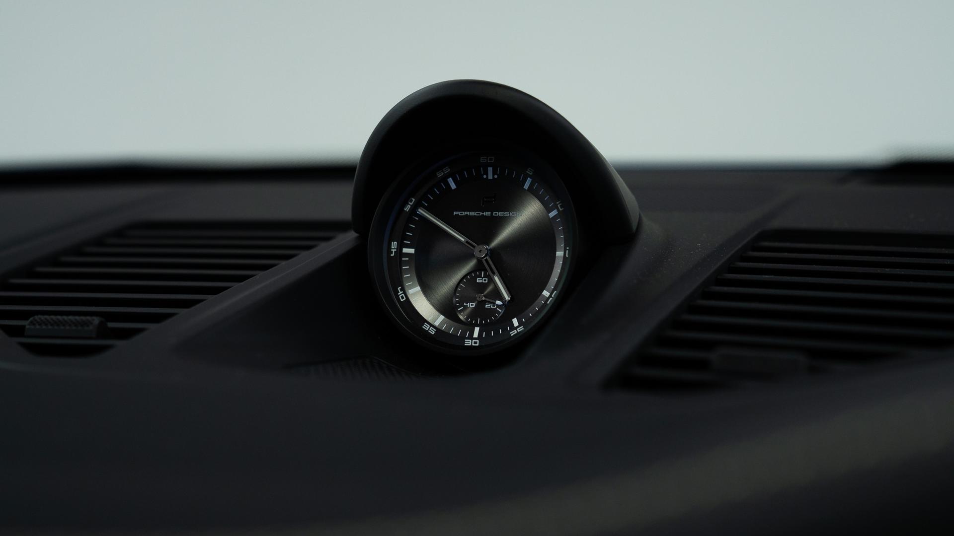 Porsche 911 Photo b4350c7e-7939-4dcc-86cc-8d6005242375.jpg