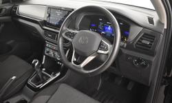 Volkswagen T-CROSS Photo 2