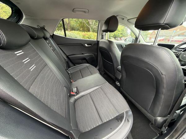 Kia Stonic Photo 11