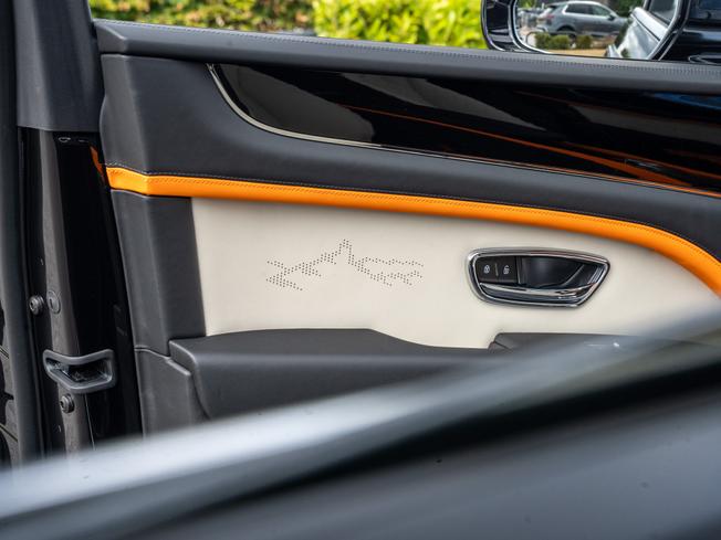 BENTLEY Bentayga Photo 37