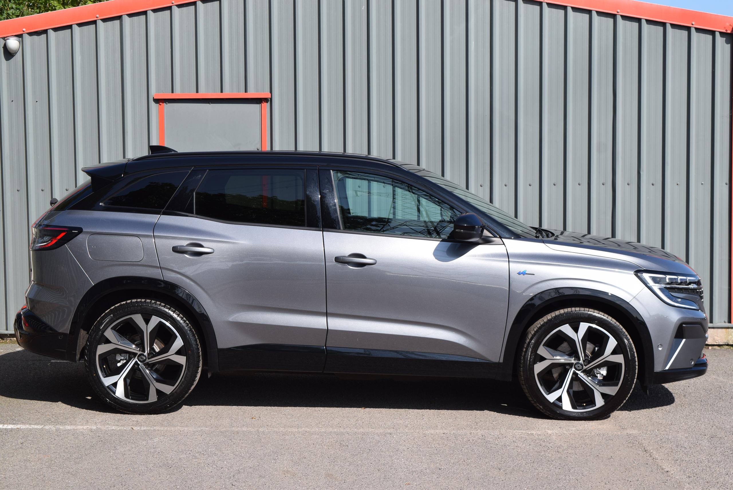 2023 RENAULT AUSTRAL E-Tech FHEV Techno Esprit Alpine 5dr Auto - vehicle photo 2 for sale on PureCar