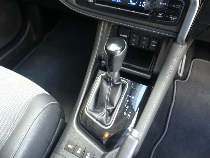 Toyota Auris Photo b47b409d-9114-47c0-8f95-36697d05f28a.jpg