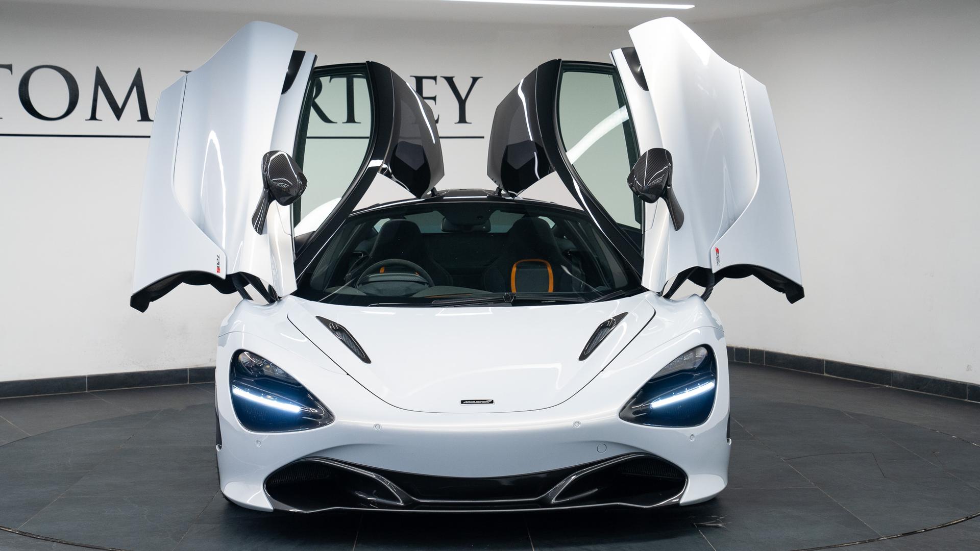 McLaren 720S Photo b48cc8d7-bbd3-41f9-a2a0-1dfbd86dc380.jpg