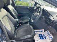 Ford Fiesta Photo 8