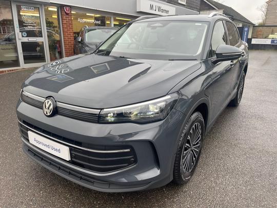 Volkswagen Tiguan Photo b4996619-6814-4b97-a322-11dd801a80f7.jpg