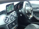 Mercedes-Benz CLA Photo 16
