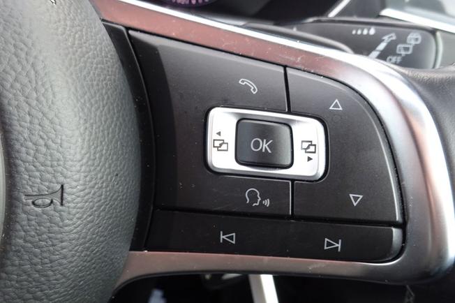 VOLKSWAGEN Tiguan Photo 16