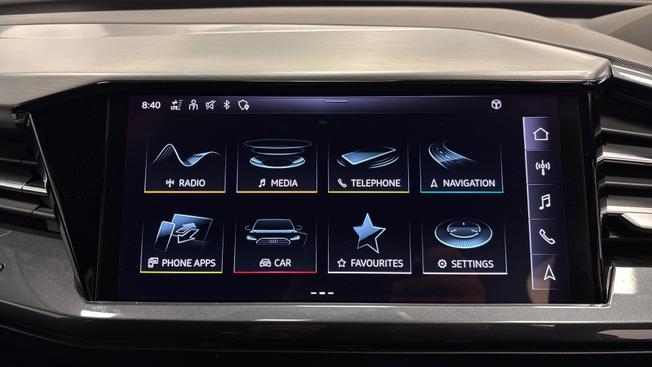 Audi Q4 E-Tron Photo 8