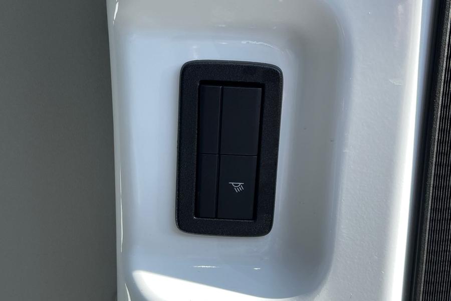 Ford TRANSIT CUSTOM Photo b4b65875-8442-48de-953c-6ee84e0b9f2e.jpg