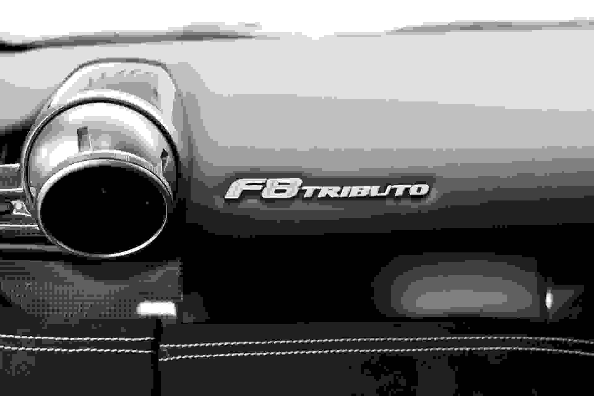 Ferrari F8 Photo b4cc263b-b73e-470c-9273-6833b8ed07a6.jpg