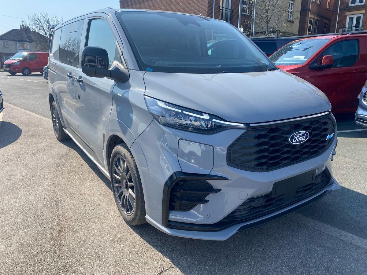 Used Ford Transit Custom 320 Duratec MS-RT Crew Van