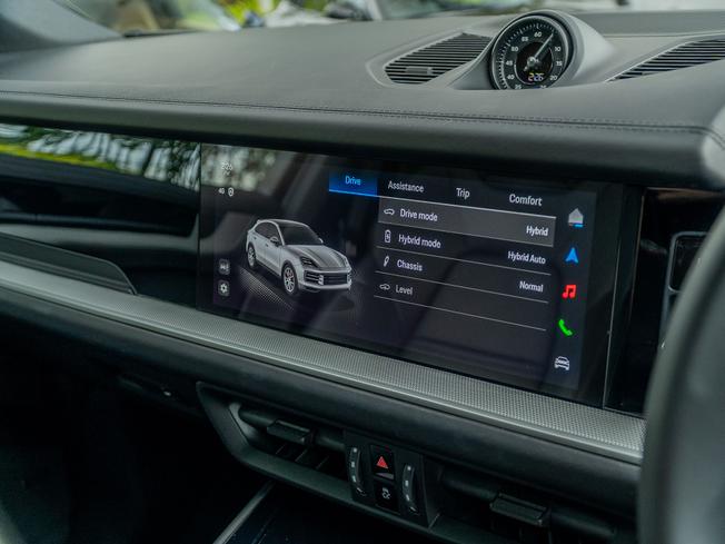PORSCHE Cayenne Photo 18