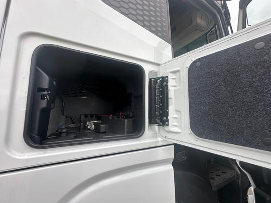 Iveco S-WAY Photo