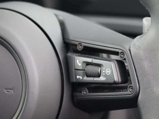 PORSCHE Panamera Photo 22
