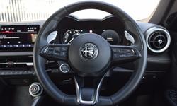 Alfa Romeo TONALE Photo 13