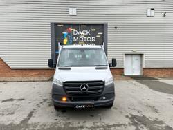 Mercedes-Benz Sprinter Photo 16