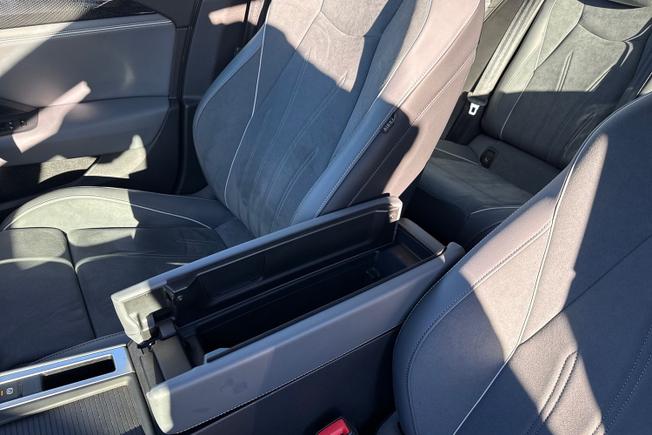 VOLKSWAGEN Passat Photo 49