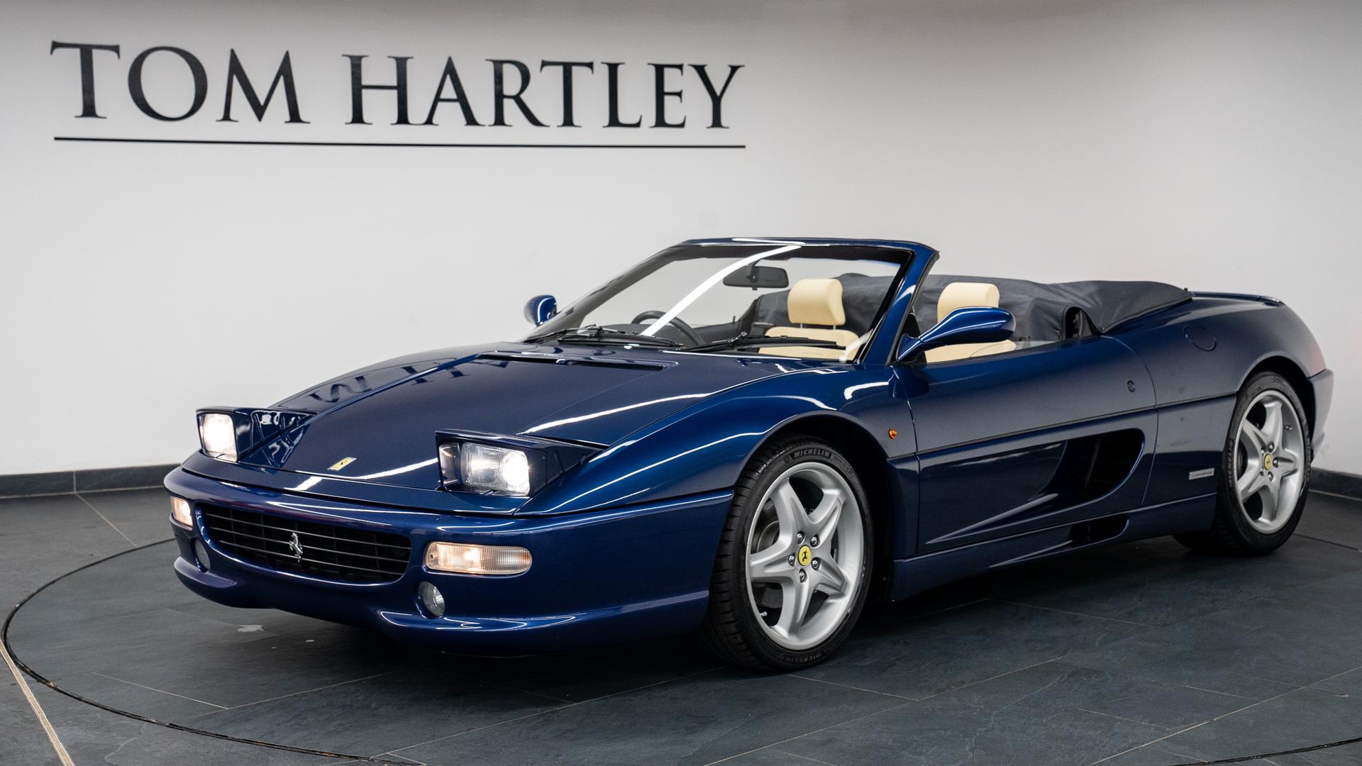 Ferrari 355 F1 Photo b5684ab0-39d8-4be3-891d-021071c6401a.jpg