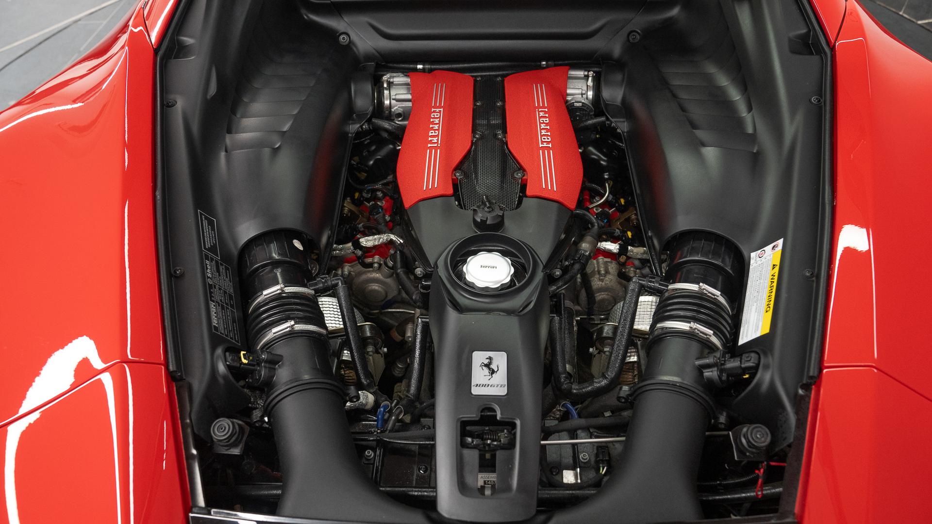 Ferrari 488 Photo b57ee2bc-fc61-4b7c-97b0-13898774709d.jpg