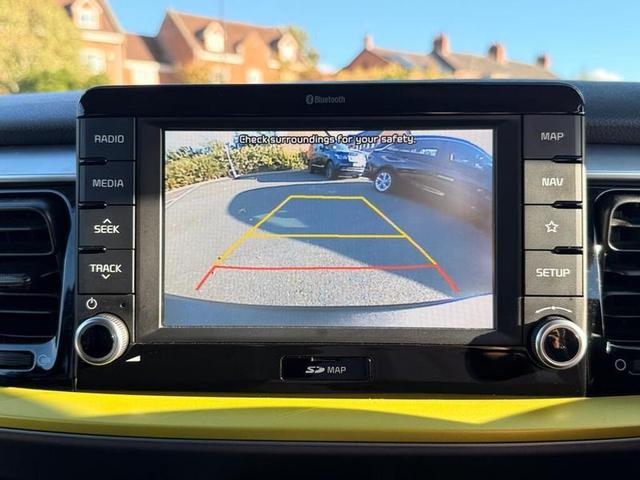 Kia Stonic Photo b587e653-a01e-459c-95d9-73c1fead71c0.jpg