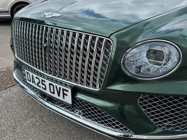 BENTLEY Bentayga Photo 9