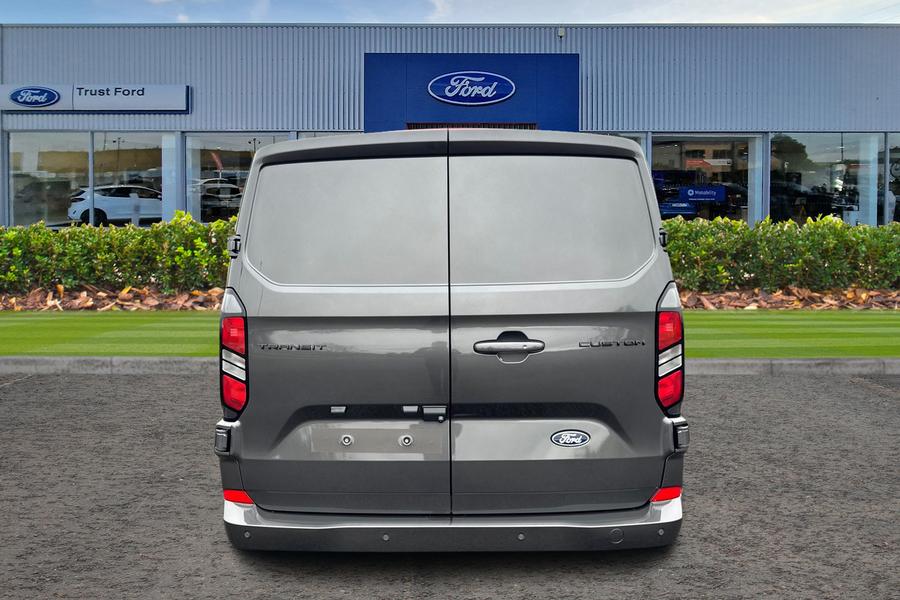 Ford TRANSIT CUSTOM Photo b5be5261-1380-46e8-b8db-bf9b24e0b7c5.jpg