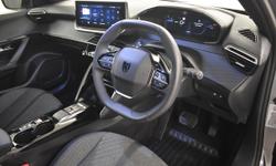 Peugeot 2008 Photo 2