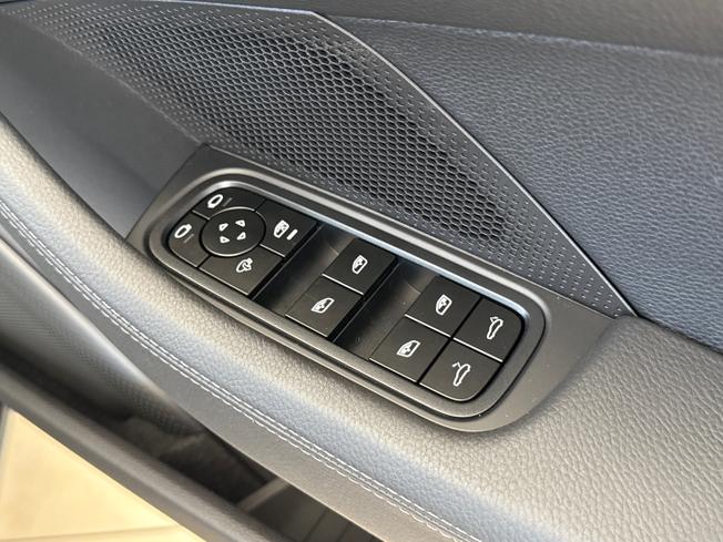 PORSCHE Panamera Photo 41