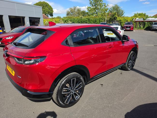 Honda HR-V Photo b5fb95b2-e6af-41e0-8268-d1b903dd60a7.jpg