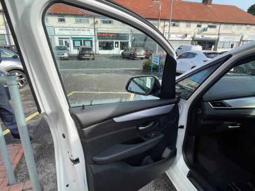 BMW 2 Series Active Tourer Photo b60d5f63-c13e-440f-b67d-98e3b2a127e4.jpeg