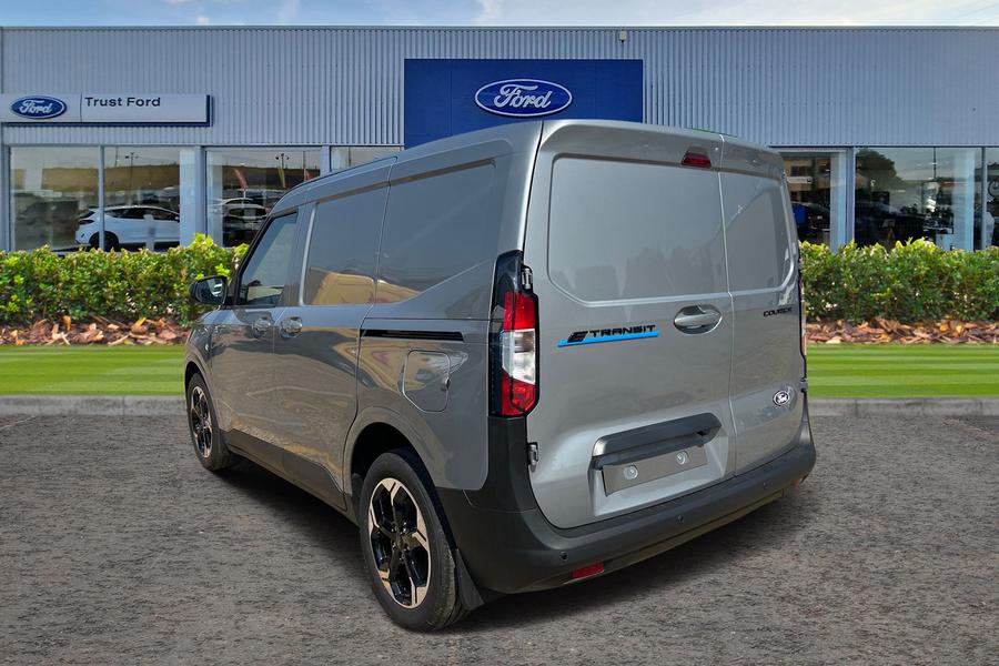 Ford E-TRANSIT COURIER Photo b615332b-3b49-4ded-a751-15f2496f0cdb.jpg
