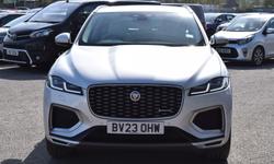 Jaguar F-PACE Photo 4