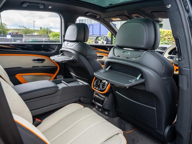 BENTLEY Bentayga Photo 22