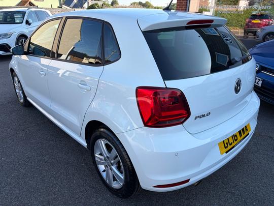 Volkswagen Polo Photo b6297251-66ae-47ff-94ab-55f8647a8444.jpg