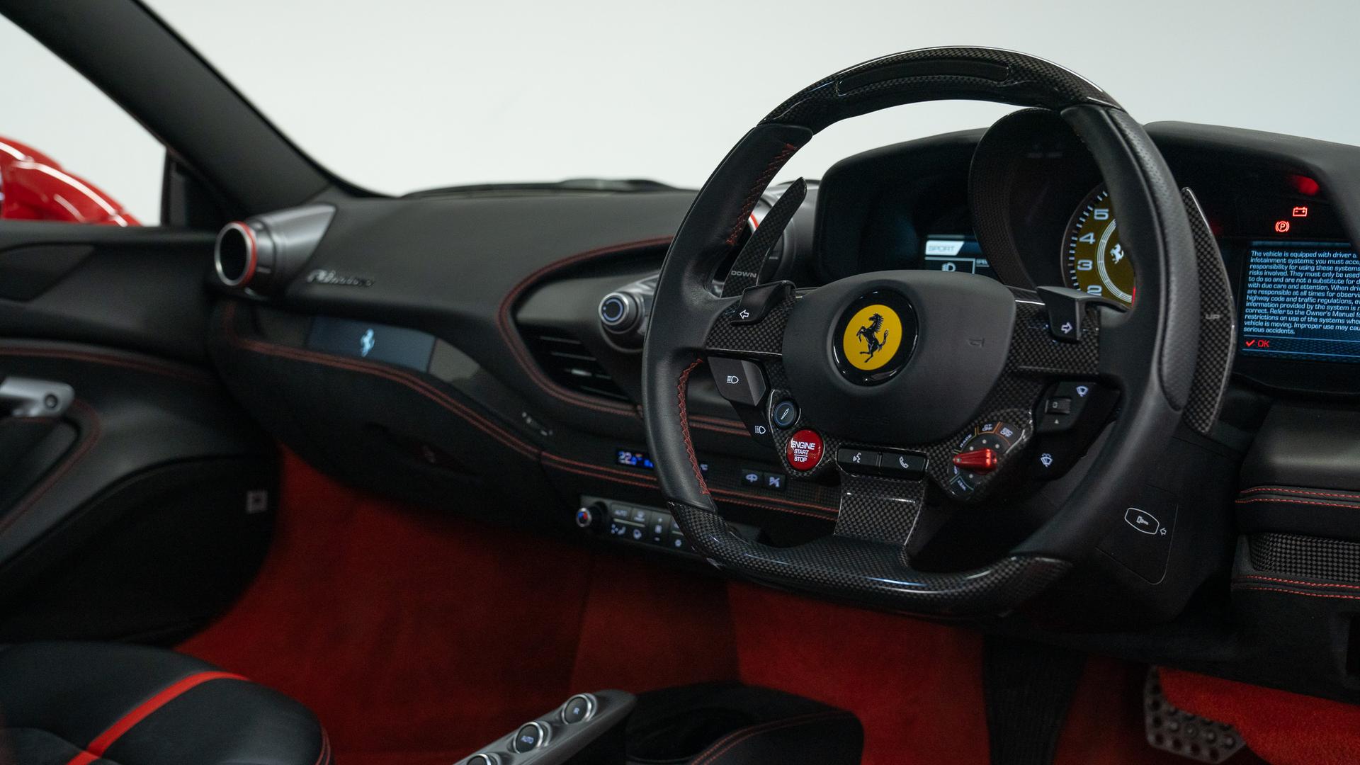 Ferrari F8 Photo b629fc23-bc6e-49c6-9d43-df2606268602.jpg