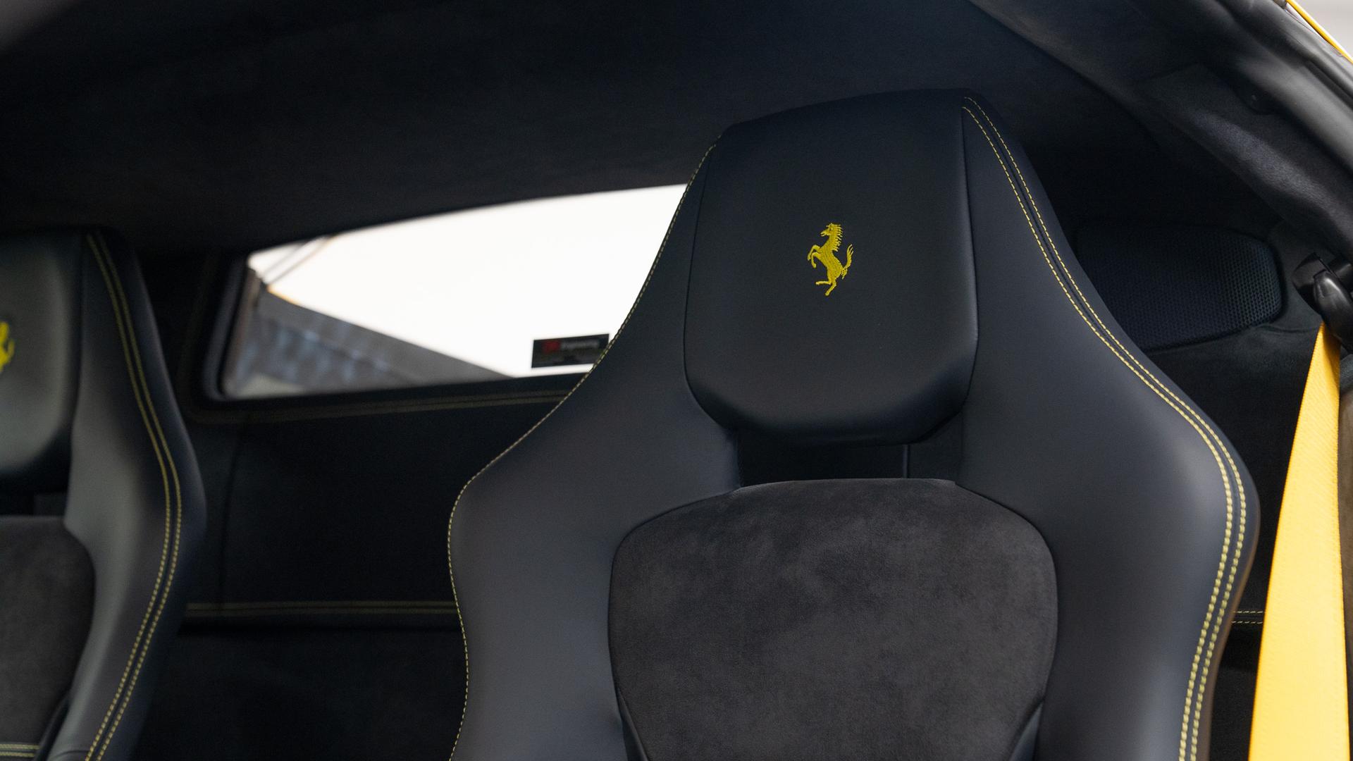 Ferrari 458 Photo b63b0d14-8b24-47f2-aa2c-87f90078dcd6.jpg
