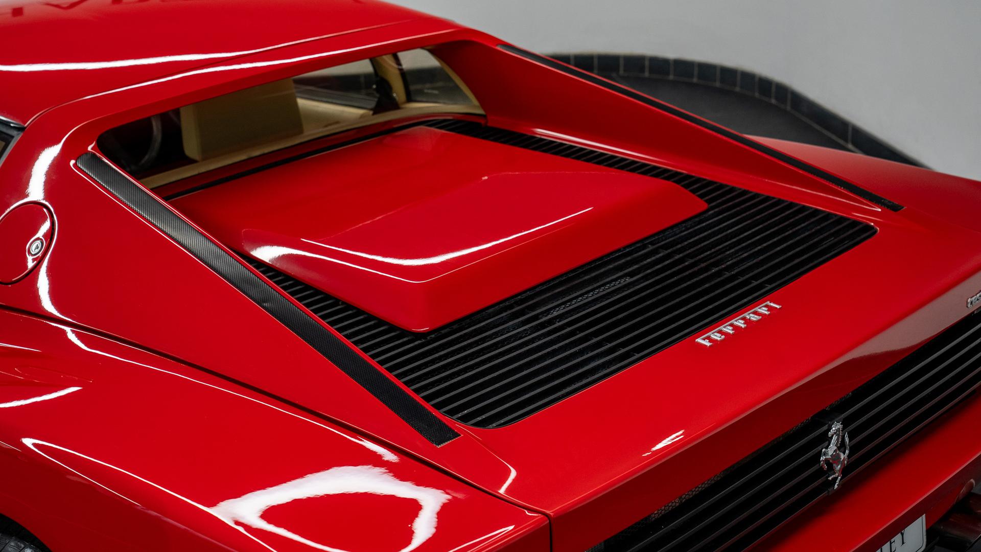 Ferrari Testarossa Photo b63db6af-0a26-4b2d-ae2b-21ea5ba57ece.jpg