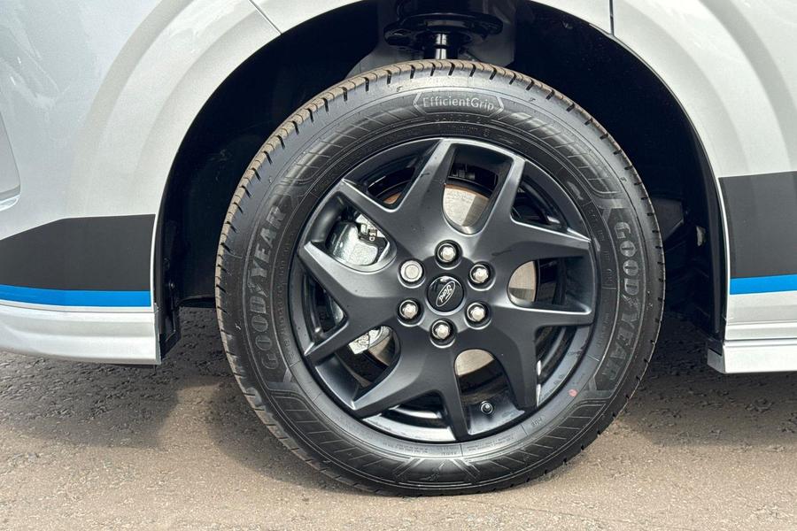 Ford TRANSIT CUSTOM Photo b643ccdb-a6f3-4b45-851a-c1ac5375b0bd.jpg