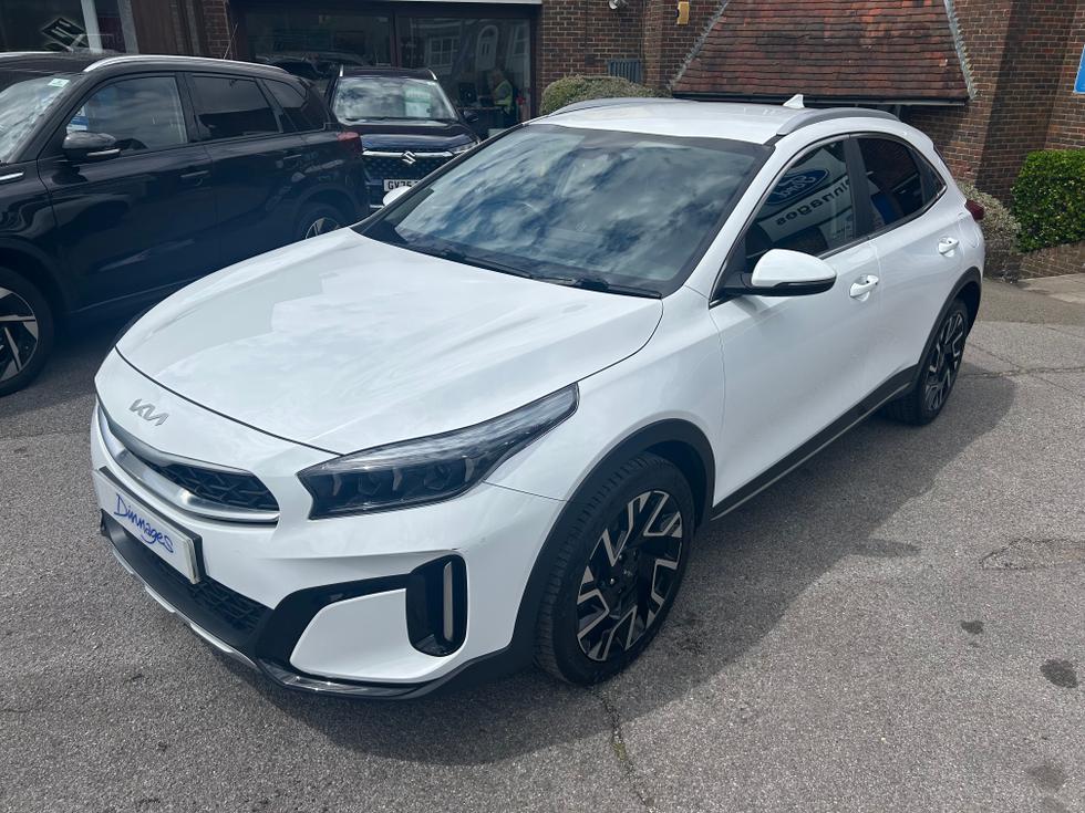 Kia XCeed Photo b64750ef-112c-409f-9325-571466ced364.jpeg