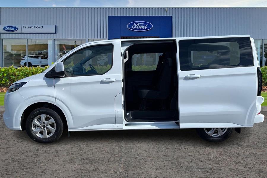 Ford TRANSIT CUSTOM Photo b65576f0-f586-4e79-bbcf-63c874c6d2b9.jpg