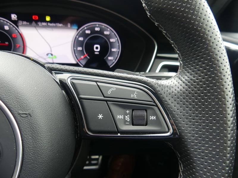 Audi A4 Avant Photo b65fe94e-38bf-4bf9-b942-2fb6f62a153a.jpg
