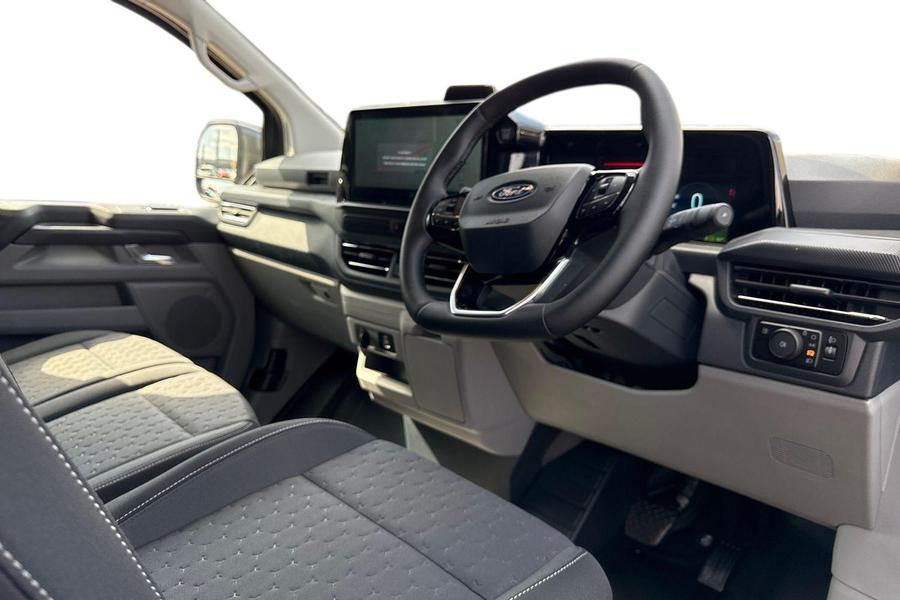 Ford CUSTOM Photo b6742013-a6bc-4ca3-b398-3b1c35d3c2dd.jpg