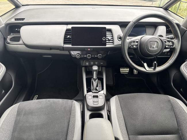 Honda Jazz Photo b67424cd-590f-4434-adc1-4fc9bf1680cc.jpg