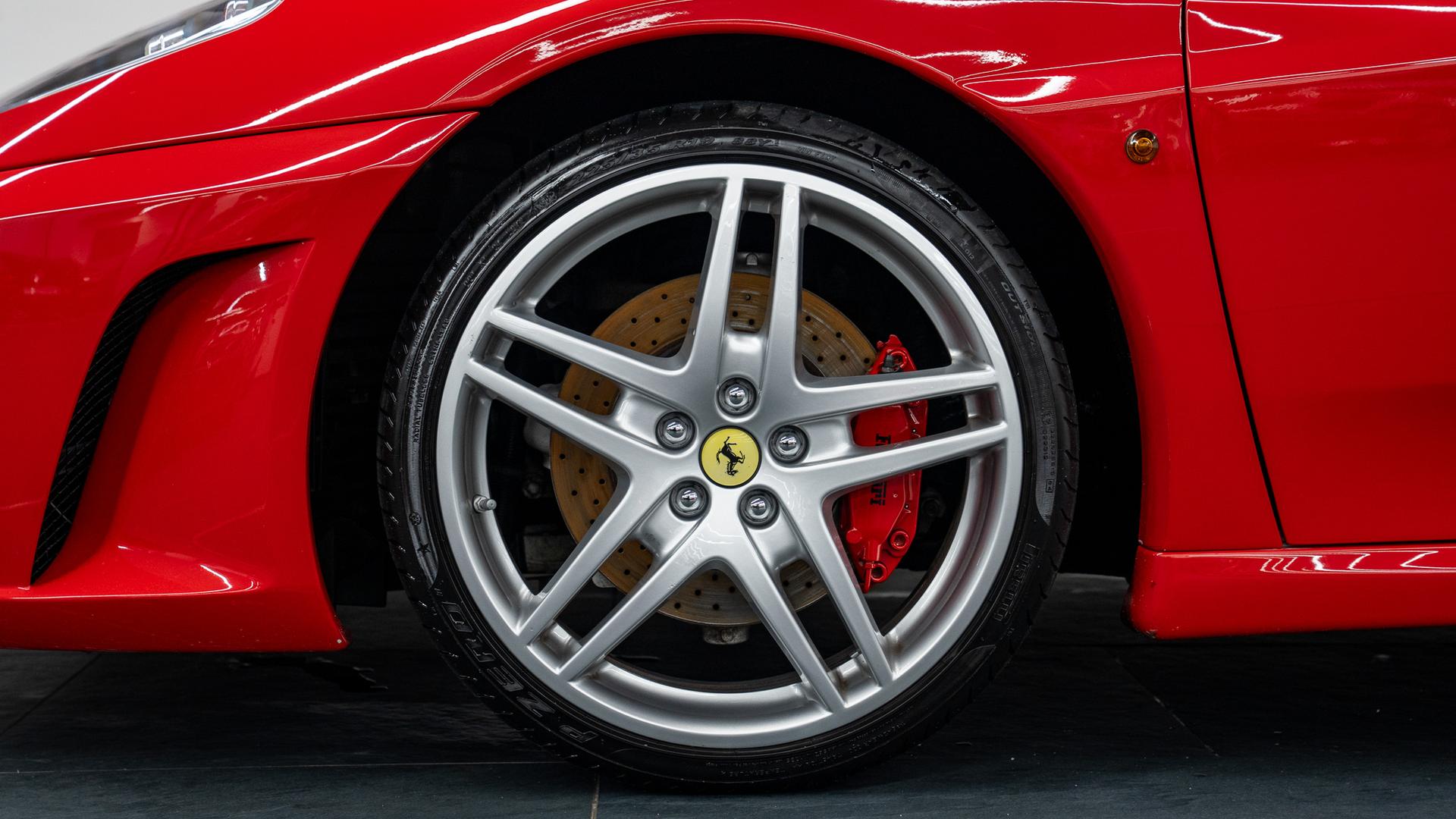 Ferrari F430 Photo b67aff2e-01a8-4df1-8b7c-8dc782491c09.jpg