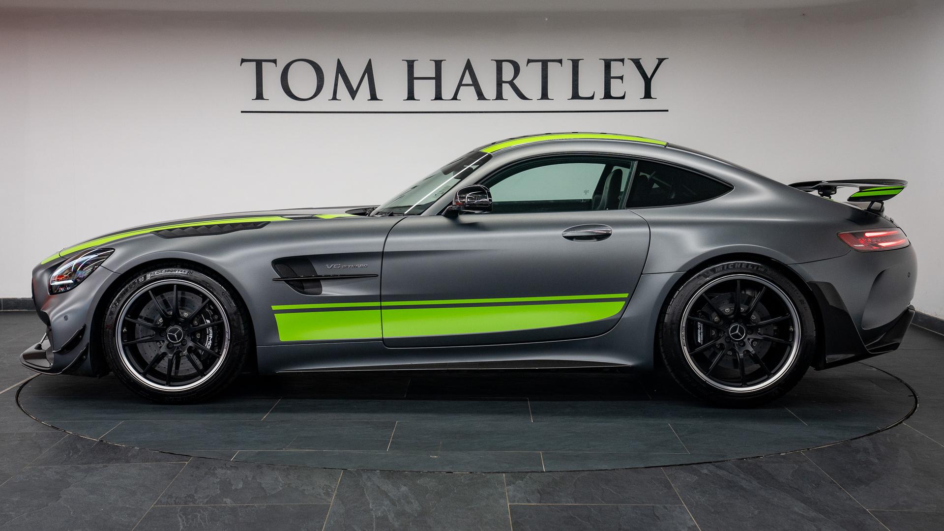 Mercedes-Benz AMG GT Photo b68cb27d-9876-4079-89ee-bc6206179528.jpg