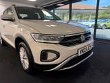 Volkswagen T-Roc Photo 3