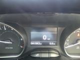 Peugeot 208 Photo 15