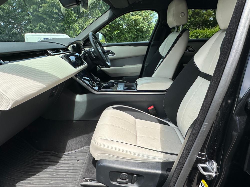 Used Land Rover Range Rover Velar SY70JUV 25