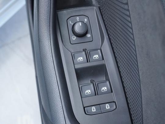 Skoda Octavia Photo b6fb355b-faf3-4d33-8647-31ae2a76ee2b.jpg